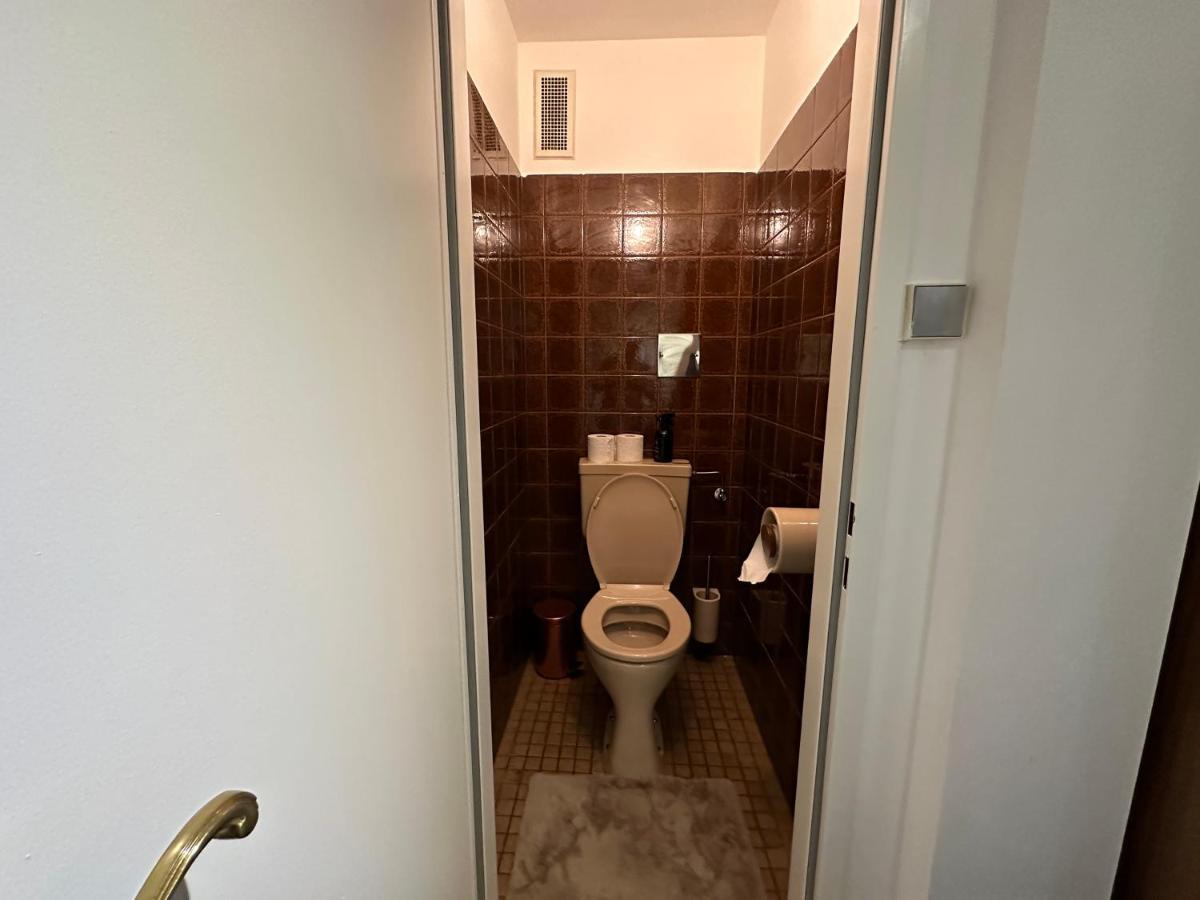 2 Rooms Flat With Balcony, Near Of Center Wien Exterior foto